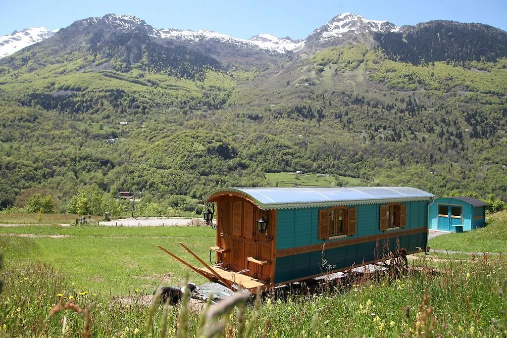 Pensión Hotel Roulottes Montagne Pyrenees Luz-Saint-Sauveur Francia